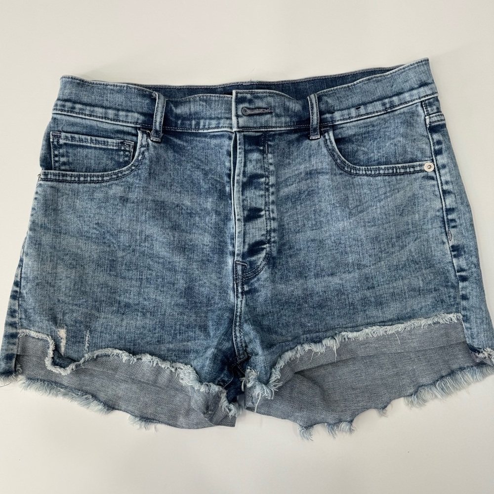 Express Midi High Rise Short